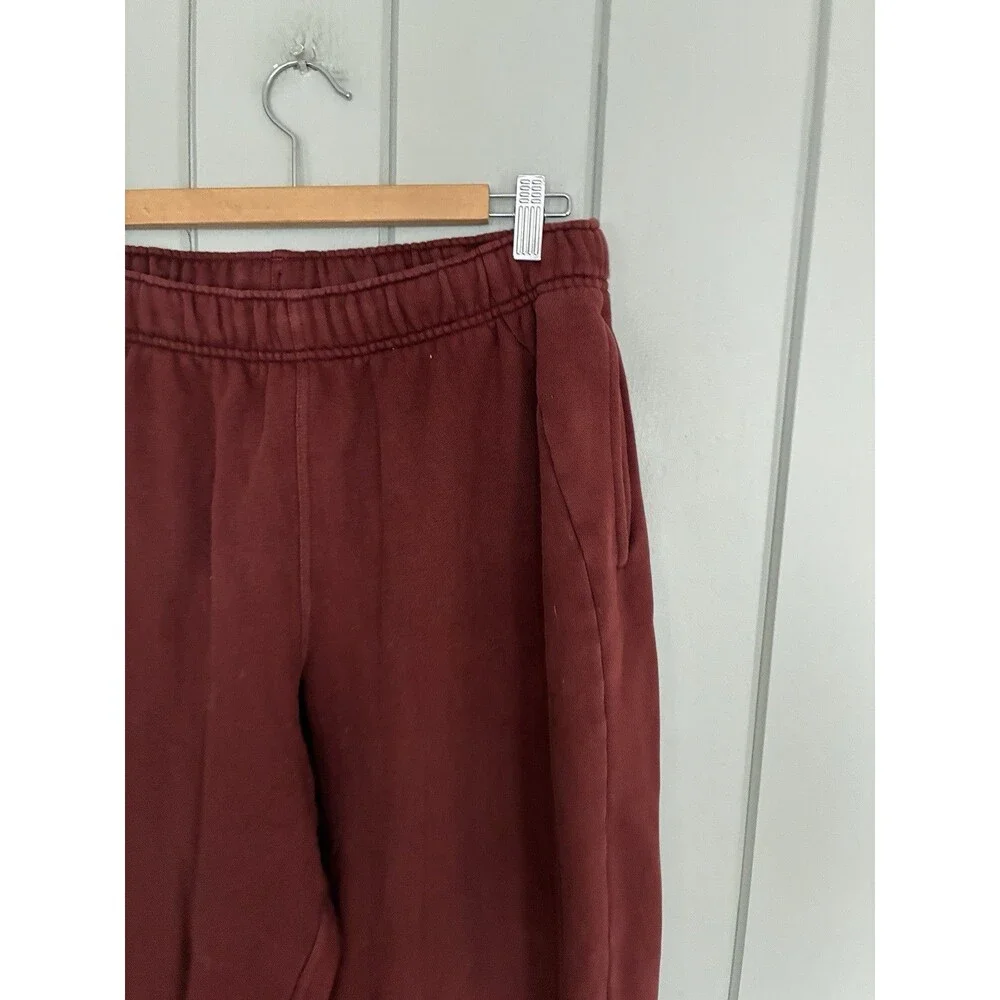 Lululemon Jogger Sweatpants L Large Relaxed Baggy Burgundy Red Drawstring Pocket